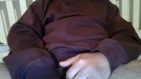 Snapshot of f2004_ chatting on 06/07/26, 04:22 f2004_ online show from 06/07/26, 04:22