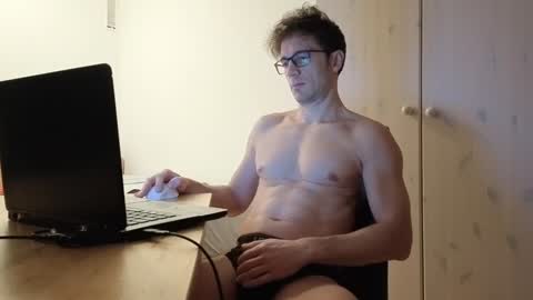 Mick online show from 12/02/24, 03:25