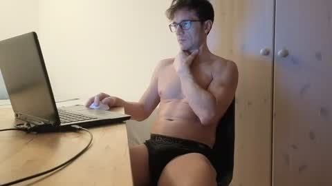 Mick online show from 12/02/24, 08:11