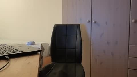 Mick online show from 12/05/24, 08:44