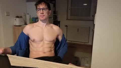 Mick online show from 02/04/25, 09:10