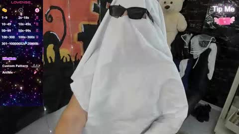 Snapshot of faberdubois1 chatting on 10/31/25, 04:08 camila online show from 10/31/25, 04:08