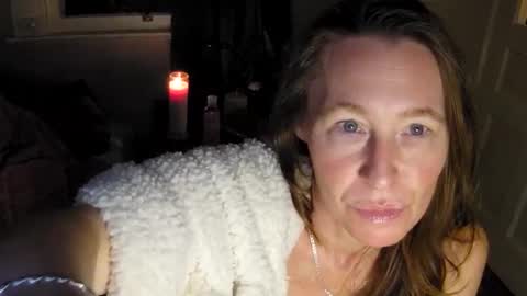 Snapshot of faberini chatting on 12/17/24, 11:49 FabOmobono online show from 12/17/24, 11:49