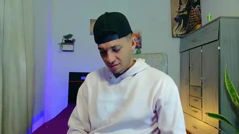 fabi online show from 09/08/25, 02:38