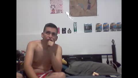 Snapshot of fabia467023 chatting on 09/16/25, 01:28 fabia467023 online show from 09/16/25, 01:28