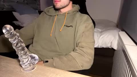 Snapshot of fabian_196 chatting on 12/05/24, 07:49 Call me bitch online show from 12/05/24, 07:49