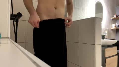 Snapshot of fabian_196 chatting on 12/07/24, 09:33 Call me bitch online show from 12/07/24, 09:33