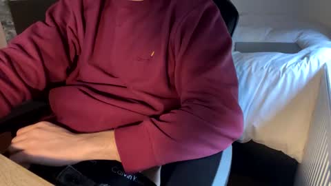 Snapshot of fabian_196 chatting on 12/13/24, 12:28 Call me bitch online show from 12/13/24, 12:28