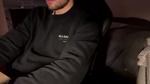 Snapshot of fabian_196 chatting on 12/16/24, 04:49 Call me bitch online show from 12/16/24, 04:49