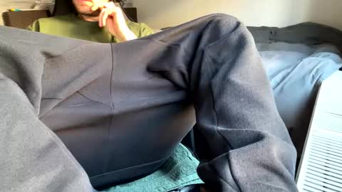 Snapshot of fabian_196 chatting on 02/16/25, 08:21 Call me bitch online show from 02/16/25, 08:21