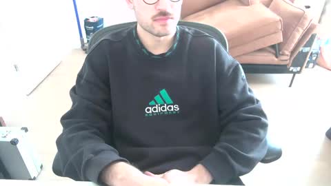 Call me bitch online show from 01/11/26, 01:27