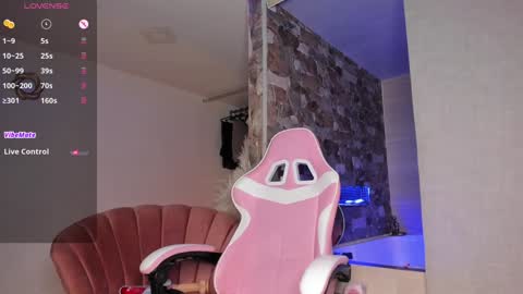 Thianna online show from 12/04/24, 06:22