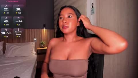 Snapshot of fabianna_laraa chatting on 03/25/26, 08:53 Thianna online show from 03/25/26, 08:53