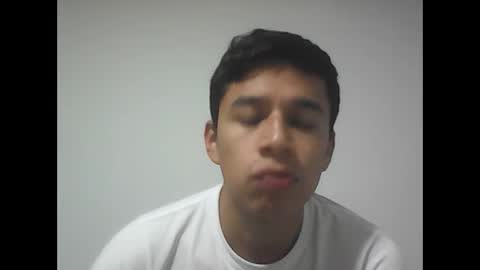 R online show from 09/25/25, 03:43