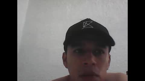 Snapshot of fabiar11 chatting on 04/28/26, 06:24 R online show from 04/28/26, 06:24