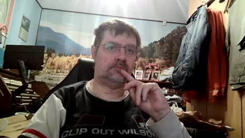 Snapshot of fabius2673 chatting on 04/27/26, 04:43 Fabius online show from 04/27/26, 04:43