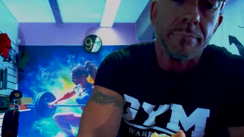 fabxxxl online show from 10/29/25, 08:16