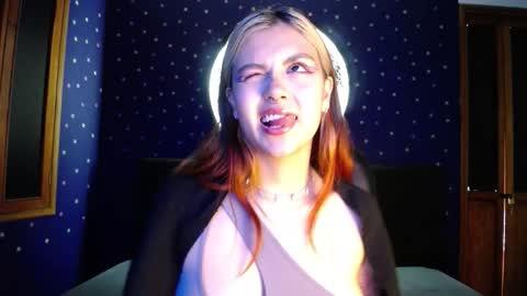 Snapshot of fabzy_fab chatting on 02/25/26, 12:26 fabzy online show from 02/25/26, 12:26