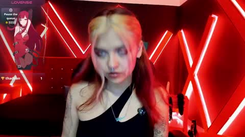 Snapshot of fabzy_fab chatting on 05/22/26, 12:22 fabzy online show from 05/22/26, 12:22