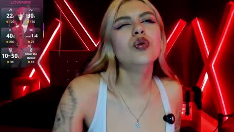Snapshot of fabzy_fab chatting on 05/28/26, 04:59 fabzy online show from 05/28/26, 04:59