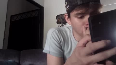 Snapshot of faceboy07 chatting on 03/27/26, 08:30 faceboy07 online show from 03/27/26, 08:30