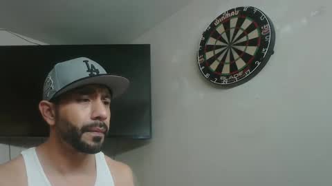 Snapshot of faded805 chatting on 12/21/24, 03:25 Mark online show from 12/21/24, 03:25