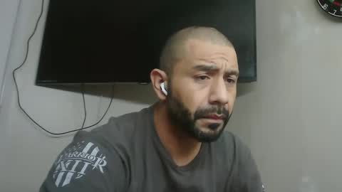 Snapshot of faded805 chatting on 01/17/25, 12:52 Mark online show from 01/17/25, 12:52