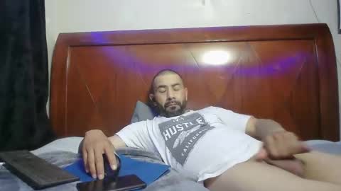 Snapshot of faded805 chatting on 02/16/26, 03:24 Mark online show from 02/16/26, 03:24