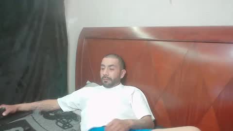 Snapshot of faded805 chatting on 02/19/26, 09:27 Mark online show from 02/19/26, 09:27