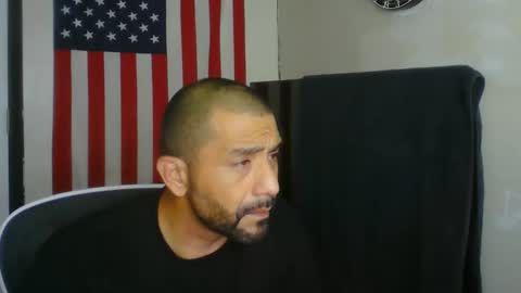 Snapshot of faded805 chatting on 04/14/26, 10:21 Mark online show from 04/14/26, 10:21