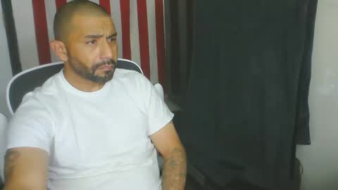 Snapshot of faded805 chatting on 04/21/26, 12:22 Mark online show from 04/21/26, 12:22