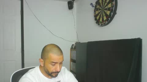 Snapshot of faded805 chatting on 05/26/26, 11:06 Mark online show from 05/26/26, 11:06