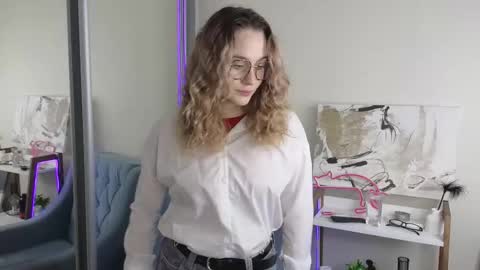 faecavaness online show from 11/11/25, 07:08