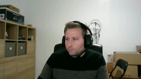 Snapshot of faer_087 chatting on 12/04/25, 12:36 faer_087 online show from 12/04/25, 12:36