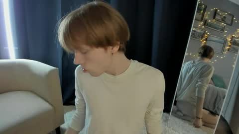 Snapshot of faeriehaze chatting on 04/10/26, 09:30 Kai online show from 04/10/26, 09:30