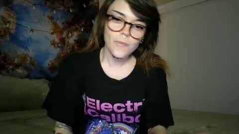 Faerie 3 online show from 12/15/24, 04:51