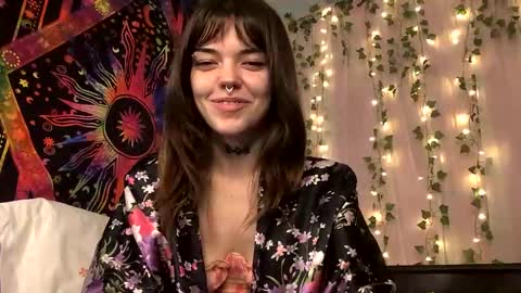 Faerie 3 online show from 10/10/25, 11:59