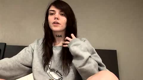 Faerie 3 online show from 12/05/25, 12:52