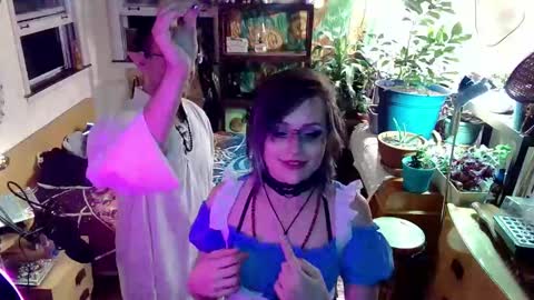 Snapshot of faewildflower chatting on 10/14/25, 07:20 faewildflower online show from 10/14/25, 07:20