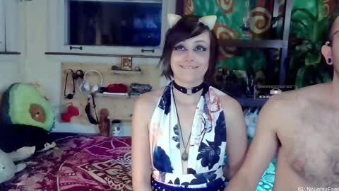 Snapshot of faewildflower chatting on 11/29/25, 04:37 faewildflower online show from 11/29/25, 04:37