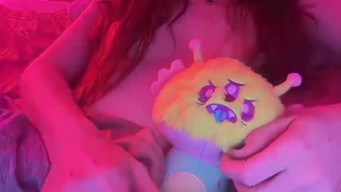 Faewildz online show from 09/17/25, 06:48