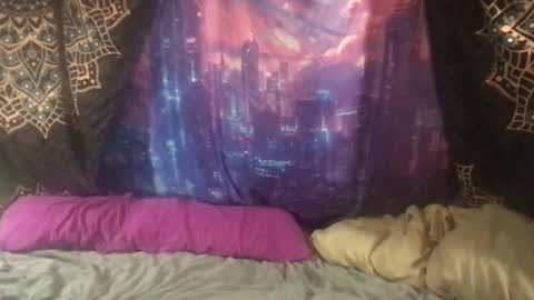 Snapshot of faexoxoxo chatting on 12/07/24, 10:23 Fae online show from 12/07/24, 10:23