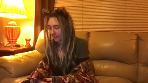 Snapshot of faexoxoxo chatting on 02/20/25, 08:39 Fae online show from 02/20/25, 08:39