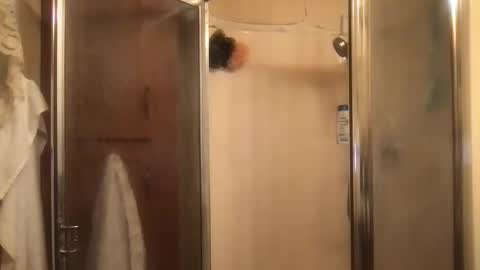 Snapshot of faexoxoxo chatting on 02/25/25, 11:08 Fae online show from 02/25/25, 11:08