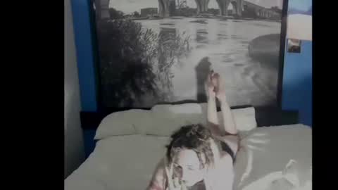 Snapshot of faexoxoxo chatting on 09/29/25, 04:28 Fae online show from 09/29/25, 04:28