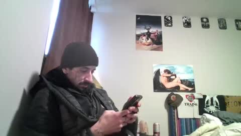 Snapshot of faggabond1916 chatting on 02/15/25, 01:05 Faggabond online show from 02/15/25, 01:05