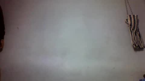 Snapshot of faiqua95 chatting on 04/06/26, 10:49 faiqua95 online show from 04/06/26, 10:49