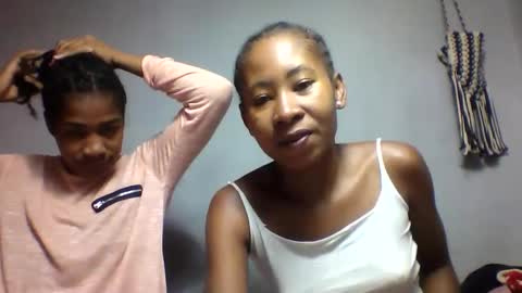 Snapshot of faiqua95 chatting on 04/08/26, 04:56 faiqua95 online show from 04/08/26, 04:56