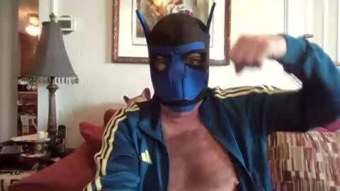 Snapshot of fairmount31 chatting on 04/12/26, 12:32 fairmount31 online show from 04/12/26, 12:32