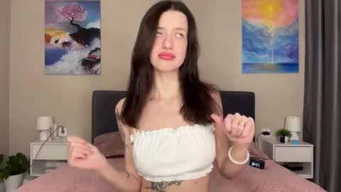 Bloom  online show from 02/10/25, 01:44